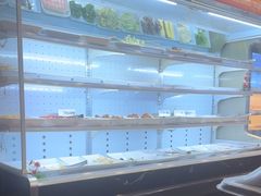-哈尔滨小酒馆·鲜肉现穿自助烧烤(康新花园店)