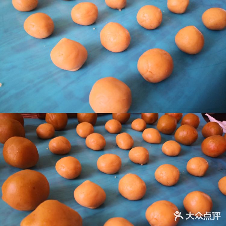 最好吃的月饼馅料当属白莲蓉蛋黄月饼莫属
