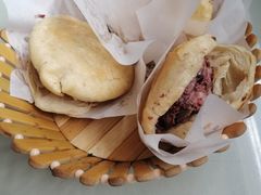 -闫家驴肉老店(华电一校店)