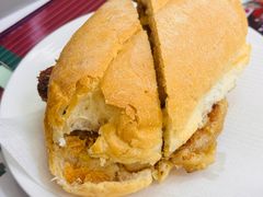 猪扒包-黄枝记(议事亭前地店)