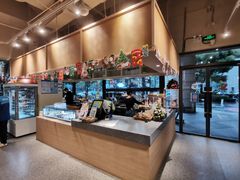 -Dough&Joe团憩(瑞虹天地月亮湾店)