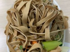 -菲哥麻辣烫(贵山小区店)