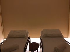 包房-常乐·对症推拿(绿地伊藤广场第77分店)