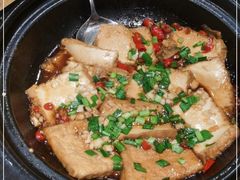 -费大厨辣椒炒肉(万家丽一店)