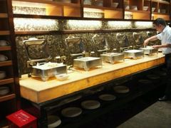 -岷山饭店-芝芝自助餐厅