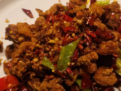 -鸿亨泰杂鱼馆(港馨家园店)