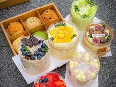 -顶东面包花园·生日蛋糕(世博店)