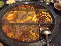 -疯狂的筷子老灶九宫格火锅