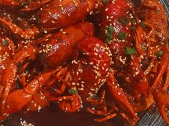 -肥肥虾庄·金牌油焖大虾(汉口城市广场店)