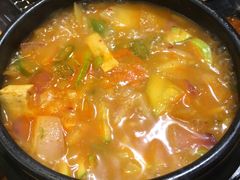 -肉甲韩国木炭烤肉(新壹街1店)
