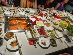 -海底捞火锅鲜切牛肉主题店(长寿路店)