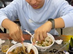 -老谢野馄饨(延安路店)