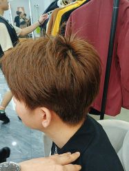-藤野造型烫染·漂发