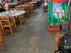 -四川小胡子海鲜(丁村万人海鲜广场店)