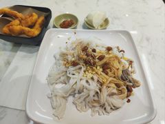 -甘掌门·化州驰名牛杂粉(越秀店)