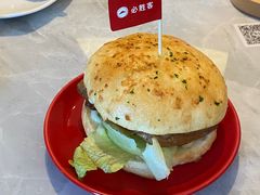 -必胜客(威高广场店)