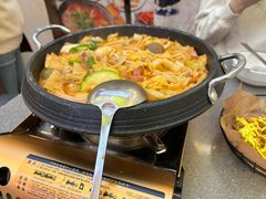 -豚妈妈汤饭·部队锅(南京东路店)