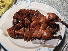 -土砂锅生态山庄·非遗砂锅雅鱼