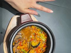 -鞍山大白鲨美食酒店