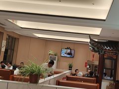 -梅利汴京烤鸭•开封豫菜地标店(铁北街店)
