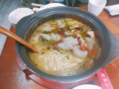 -周鱼小馆石锅酸菜鱼(活力汇店)