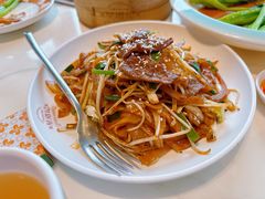 干炒牛河-食膳星港记·手工现做港式茶餐厅(吉联店)