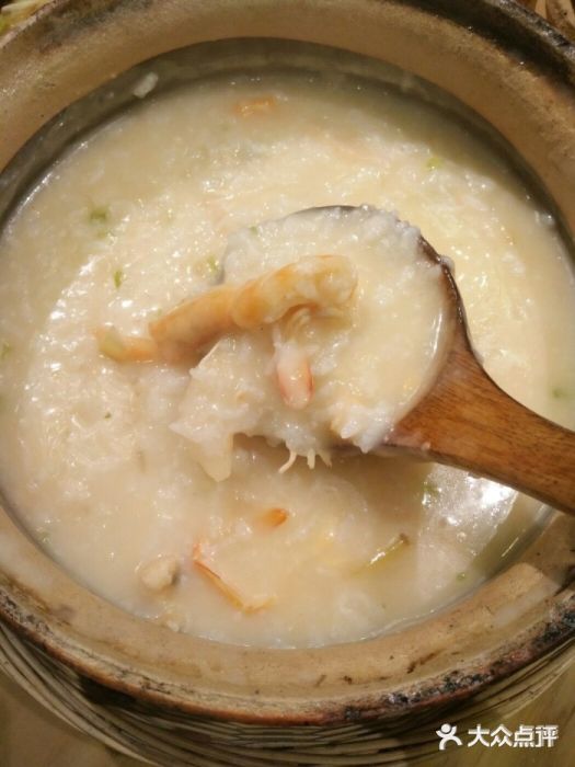 潮汕小馆融合菜(学伟鑫城店)鲍鱼干贝虾粥图片