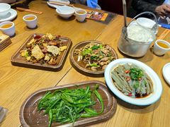 -隔壁老王·家常云南菜(花巷店)