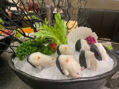 企鹅qq丸-湊湊火锅·茶憩(打浦桥日月光店)