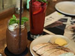 -ROAST coffee & eatery