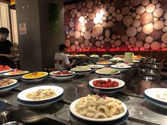 -钱小主·自助回旋烤肉火锅餐厅(东方新天地店)