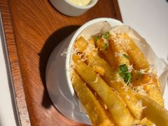 -阿妮叶李(光谷世界城店)