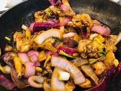 -胡须佬鸡煲四季火锅店(石厦西村直营店)