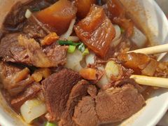 -牛师傅牛肉面(尚隆路店)