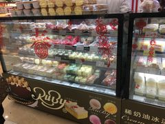 零售区-红宝石·鲜奶小方(莘庄龙之梦店)