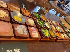 -银米·云南传统过桥米线(双廊黑金冠店)
