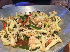-俭寨大盘鸡·缸子肉·小公鸡·新疆菜(云通店)