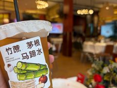 -刘姐啤酒鱼民族演艺餐厅(西街总店)