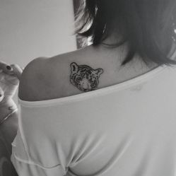 -刺客纹画纹身·洗纹身·穿孔饰品