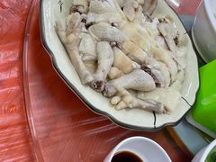 -银峰农庄·特色烧鸡·鲜无花果浸鸡