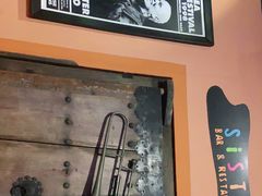 -SISTERS BAR RESTAURANT川意酒馆(嘉善老市H楼店)