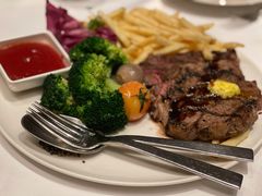 -WOLFGANG PUCK KITCHEN & BAR(迪士尼小镇店)