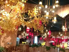 大堂-老滇山寨•云南特色菜•地方菜•民族风情歌舞表演(金碧店)
