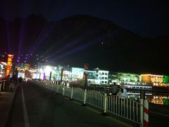 -百里峡七彩艺术小镇