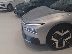 -小鹏汽车上海吴中路销售服务中心