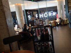 大堂-星巴克臻选(深圳皇庭广场分店)