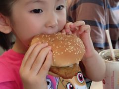 -麦当劳(百联西郊购物中心店)