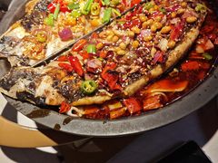 -鸣记脆皮烤鱼·海鲜烤鱼(三八广场店)