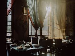 -东口码头·烧鸽子·鱼头泡饼·地方菜(金鹰悦城店)