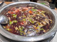 -肖肖酸萝卜鱼火锅(总店)